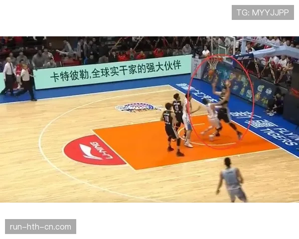 后场规则是什么意思？篮球比赛中后场违例的判罚标准与常见误解解析